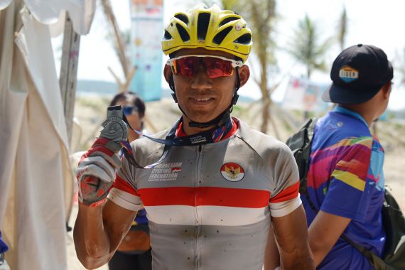 Zaenal Fanani Jawara Rhino MTB XCM 2019 - JPNN.COM