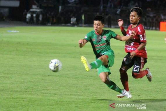 Menang Lawan Kalteng Putra, Bali United Makin Nyaman di Puncak Klasemen - JPNN.COM