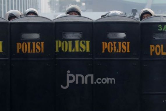 Demo Mahasiswa Lagi, Polres Jaksel Jaga Objek Vital dan Pusat Perbelanjaan - JPNN.COM