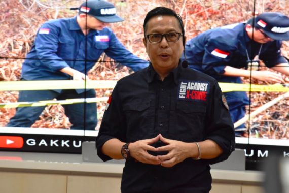 KLHK Siapkan Jerat Berlapis untuk 2 Perusahaan Pelaku Karhutla di Riau - JPNN.COM