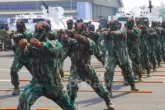 HUT TNI: Pemerintah Dinilai Kurang Perhatikan Modernisasi Alutsista - JPNN.COM