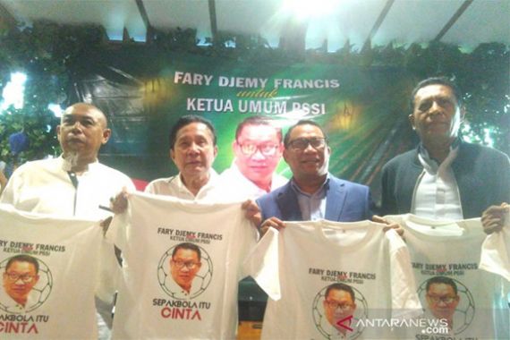 Fary Djemy Francis Janji Datangkan Sven Goran Eriksson sebagai Direktur Teknik - JPNN.COM