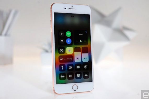 Apple Akan Luncurkan iPhone 11 Versi Murah Tahun Depan - JPNN.COM