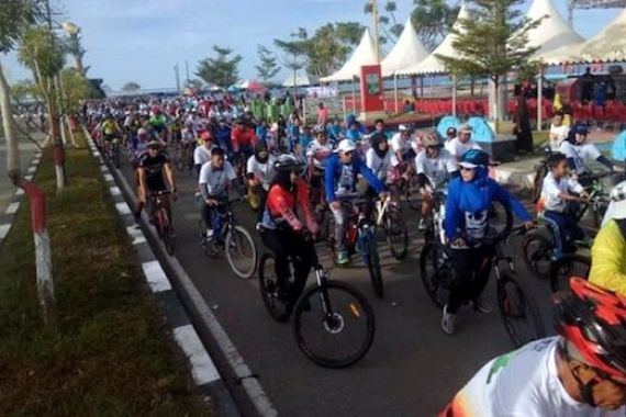 Kabupaten Kolaka Deklarasikan Bersepeda ke Kantor Setiap Jumat - JPNN.COM