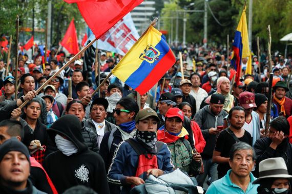 Bungkam Aspirasi Rakyat, Presiden Ekuador Berlakukan Jam Malam - JPNN.COM
