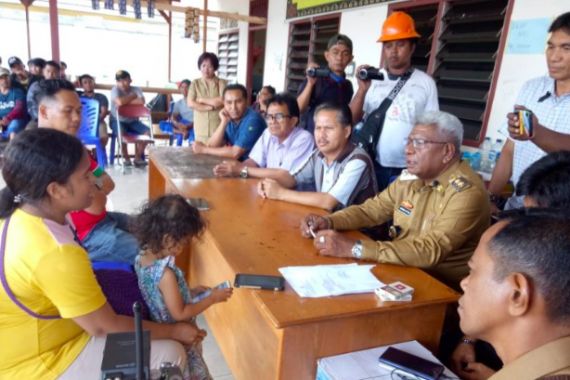 Guru Honorer Wamena Ogah Kembali ke Kampung Halaman - JPNN.COM