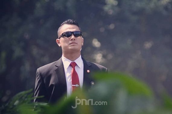 Pelaporan Jokowi ke Bareskrim Dinilai Membahayakan, Inas Minta TNI Turun Tangan - JPNN.COM