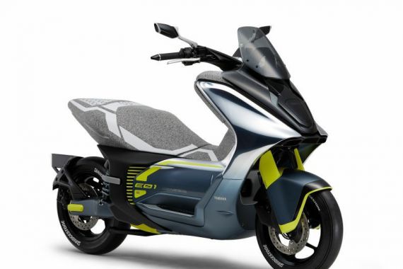 Yamaha E01, Skuter Listrik Pesaing Baru Honda PCX Electric - JPNN.COM