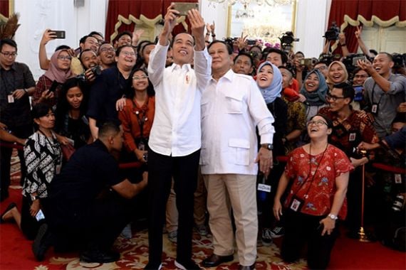 Survei IPO: Prabowo Capres Terkuat, Tetapi Masih Kalah dari Suara Jokowi - JPNN.COM