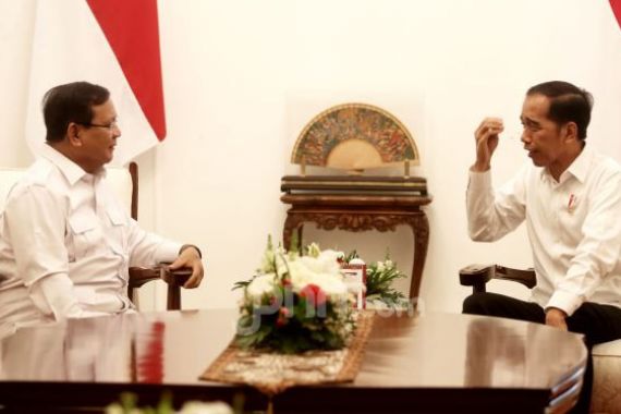 Sulit Membayangkan Partai Gerindra Memuji Presiden Jokowi Setiap Hari - JPNN.COM