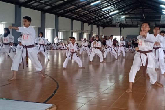 Shihan Yulianto: Ujian Kyu Jadi Ajang Menjaring Karateka Berkualitas - JPNN.COM