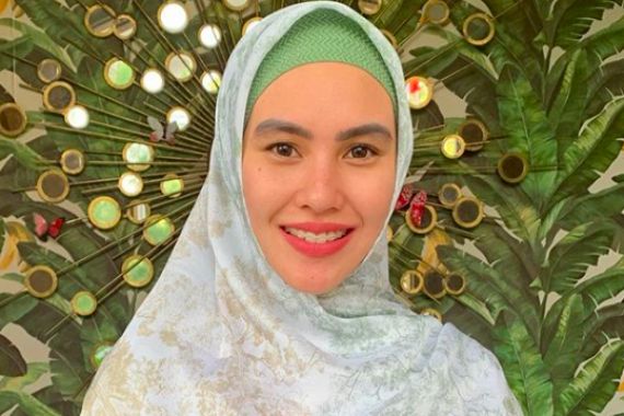 Jatuh Sakit, Kartika Putri Sampaikan Permohonan Maaf - JPNN.COM