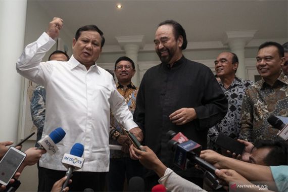 Saat Surya Paloh Pengin Menjawab, Mendadak Prabowo Subianto Memotong - JPNN.COM