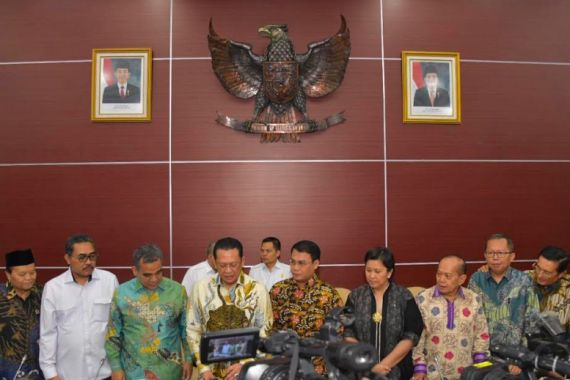 Rapat Gabungan Pimpinan MPR RI Sepakati Jadwal Baru Pelantikan Presiden - JPNN.COM