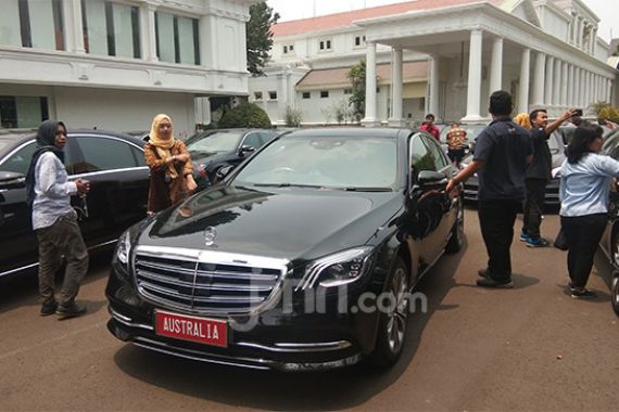 Istana Sewa 18 Mobil Buat Manjakan Tamu Pelantikan Jokowi, Sebegini Biayanya - JPNN.COM