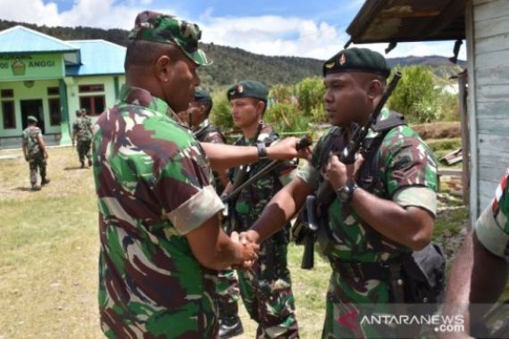 400 Prajurit TNI Sudah Tiba di Papua Barat - JPNN.COM