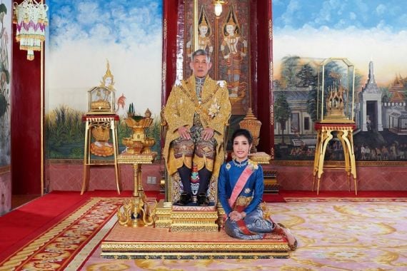 Incar Kursi Ratu, Selir Raja Thailand Ditendang dari Istana - JPNN.COM