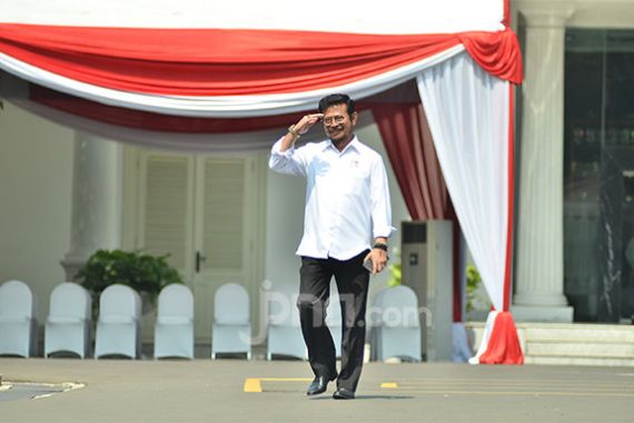 Lapor, Pak Surya Paloh! Syahrul Yasin Limpo Semringah Tiba di Istana - JPNN.COM