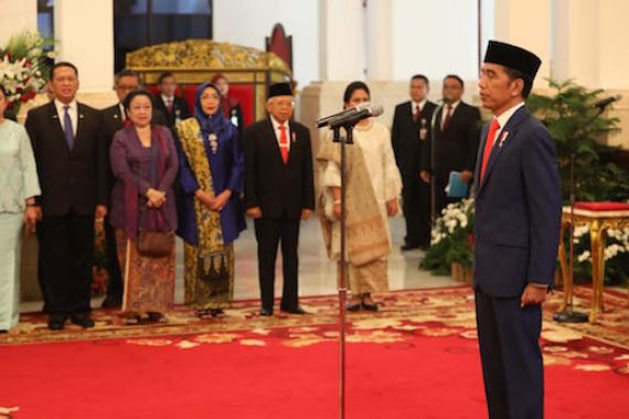 Kabinet Indonesia Maju: Megawati Utus Puan Maharani Menemui Bu Risma, Ini Hasilnya - JPNN.COM