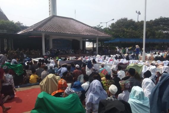 Bupati Lebak Mengajak Santri Melawan Terorisme - JPNN.COM