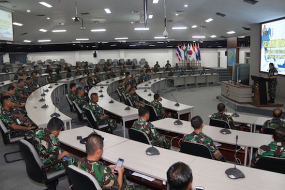 TNI AL Gelar Latihan Penegakan Hukum di Laut - JPNN.COM