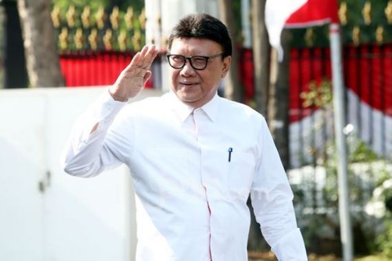 Profil Tjahjo Kumolo: Lama di Senayan, MenPAN RB di Kabinet Indonesia Maju - JPNN.COM