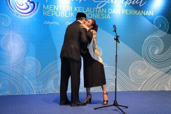 Edhy Prabowo: Bagi Saya, Bu Susi Tetap Menteri KKP, tapi Sayalah Pengganti Ibu - JPNN.COM