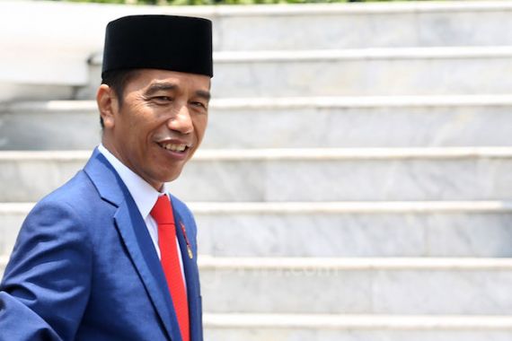 Ekspresi Pak Jokowi soal Timnas Sepak Bola Indonesia di SEA Games - JPNN.COM