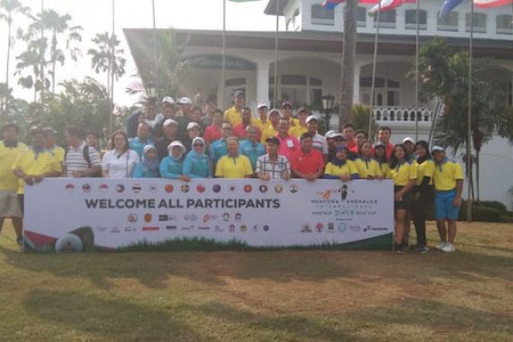 Resmi Dibuka, Menpora Emeralda Internasional Amateur Golf Cup 2019 Diikuti 15 Negara - JPNN.COM