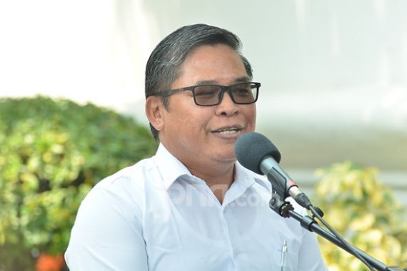 Alue Dohong Tokoh Dayak Pertama Masuk Kabinet - JPNN.COM