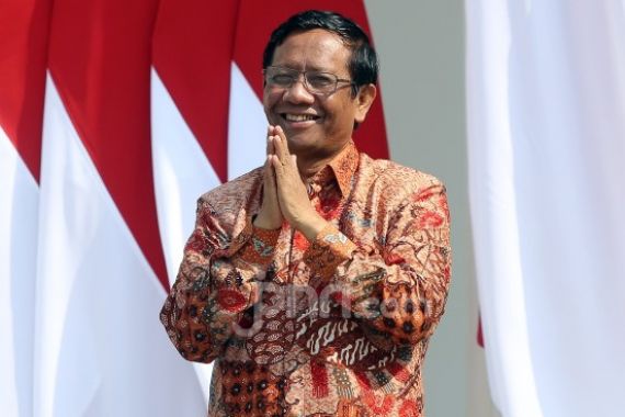 Mahfud MD Menduduki Kursi Presiden Jokowi - JPNN.COM