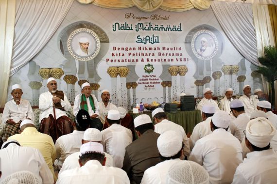 Habib Abubakar Gelar Maulid Nabi demi Jaga Keutuhan NKRI - JPNN.COM