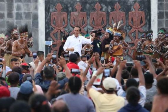 Presiden Jokowi Janji Tindak Lanjuti Usulan Pembentukan Provinsi Papua Tengah - JPNN.COM