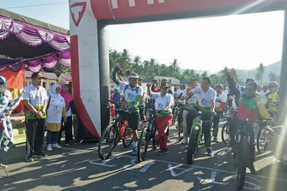 Gowes Nusantara, Pejabat-ASN Gorontalo Utara Diminta Naik Sepeda ke Kantor - JPNN.COM