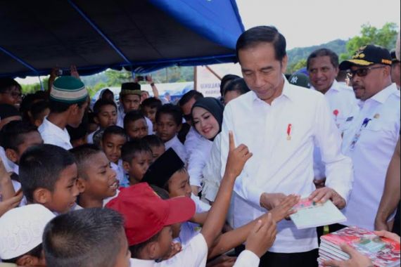 Presiden Jokowi: Kalau Allah Berkehendak, Kita Harus Menerima dan Siap - JPNN.COM