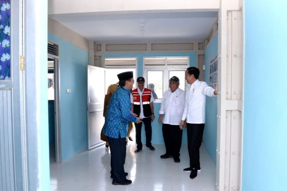 Jokowi Puji Kecepatan Swasta Membantu Korban Bencana - JPNN.COM