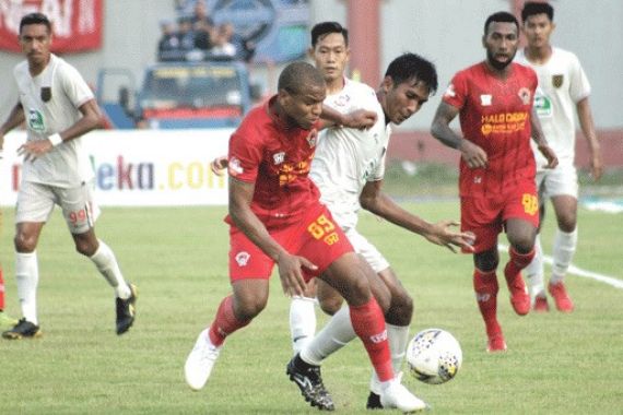 Gomes Pastikan Kalteng Putra Tak Gentar Lawan Persib Bandung - JPNN.COM