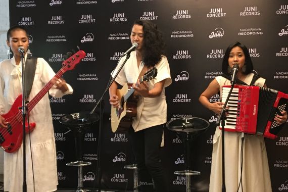 Tashoora Bawa Isu Sosial di Album Perdana - JPNN.COM