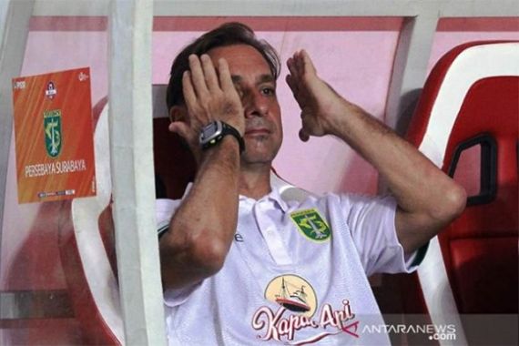 Wolfgang Pikal Tinggalkan Persebaya - JPNN.COM