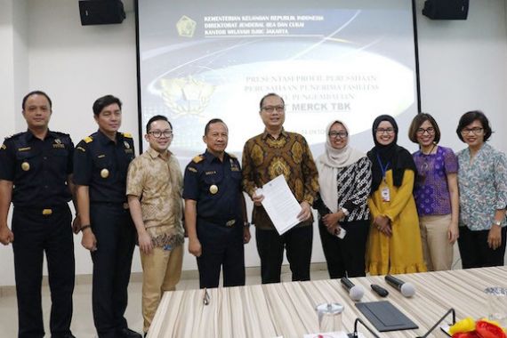 Bea Cukai Jakarta Menambah Izin Fasilitas KITE dan Toko Bebas Bea - JPNN.COM