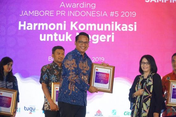 Pupuk Indonesia Sabet Penghargaan Most Popular Leader in Social Media 2019 - JPNN.COM