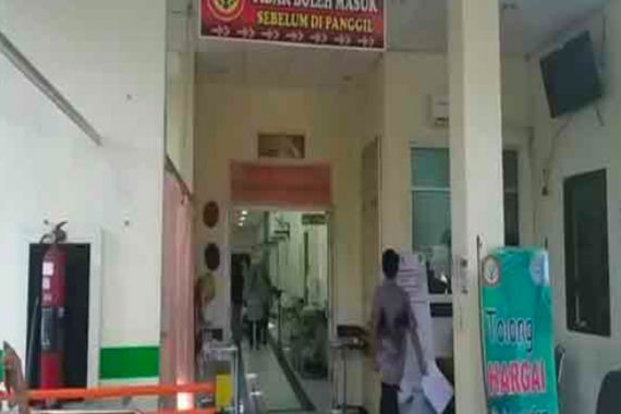 Astaga! Ustaz Usman Dibacok Saat Sedang Mengaji di Musala - JPNN.COM