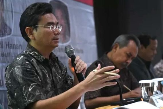 Survei LSI: Mayoritas Publik Tolak Usul Penundaan Pemilu 2024 - JPNN.COM