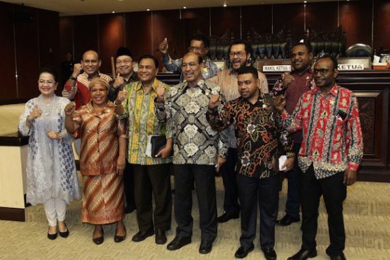 Pansus Papua Beranggotakan 15 Anggota Segera Bekerja - JPNN.COM