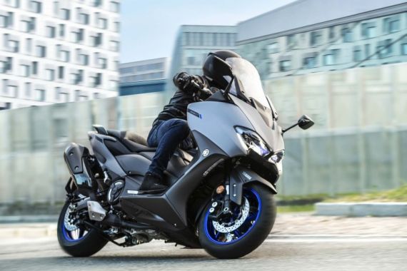 Yamaha TMax 560 MY2020 Bawa Mesin Lebih Besar - JPNN.COM