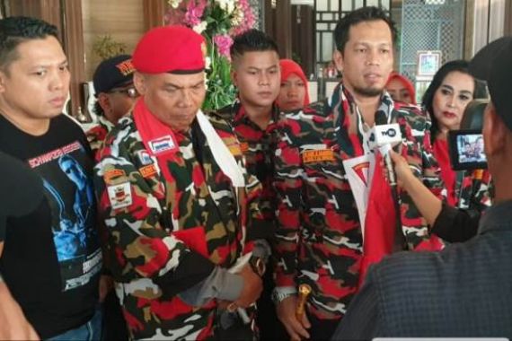 Adek Erfil Manurung Terpilih menjadi Ketum Laskar Merah Putih 2019-2024 - JPNN.COM