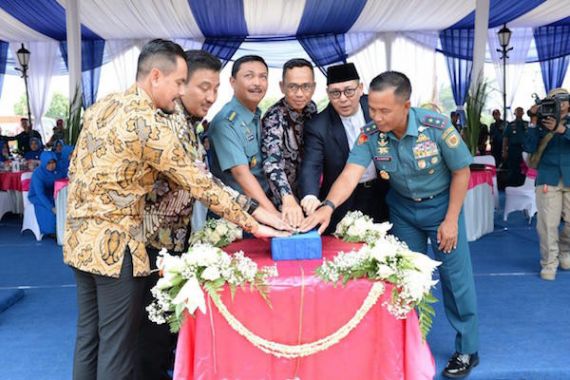 Resmikan Masjid Megah di Kesatrian Marinir, Kasal: Semoga Tambah Khusyuk Dalam Beribadah - JPNN.COM