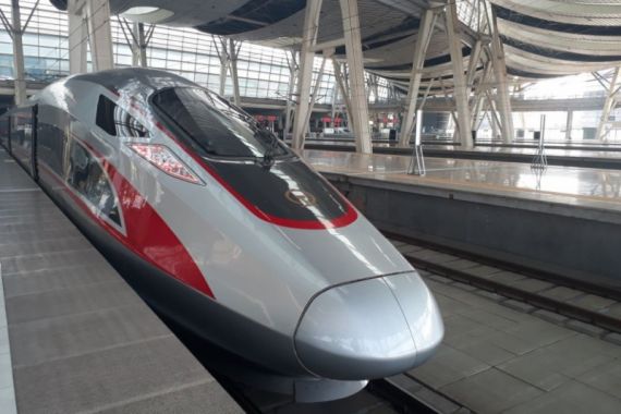 Tiongkok Bakal Bangun 2.000 Km Jalur Kereta Cepat Tahun Ini - JPNN.COM