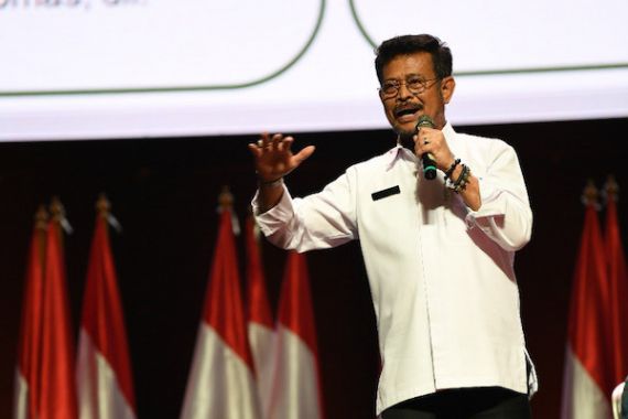 Mentan Syahrul Tekankan Kebijakan Strategis Pertanian di Depan Para Kepala Daerah - JPNN.COM