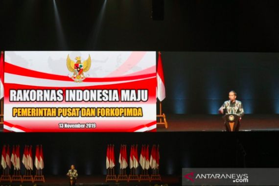 Ingatkan TNI dan Penegak Hukum, Jokowi: Dunia Penuh dengan Ketidakpuasan - JPNN.COM